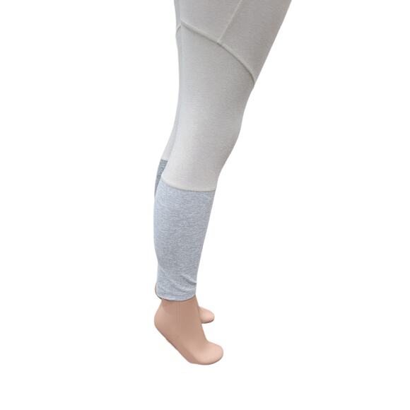 NWT Outdoor Voices 7/8 Dipped Colorblock Leggings – Size M - Picture 5 of 14